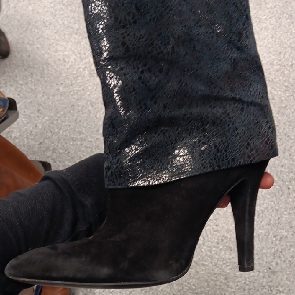Elegant Black Women's Heeled Boots